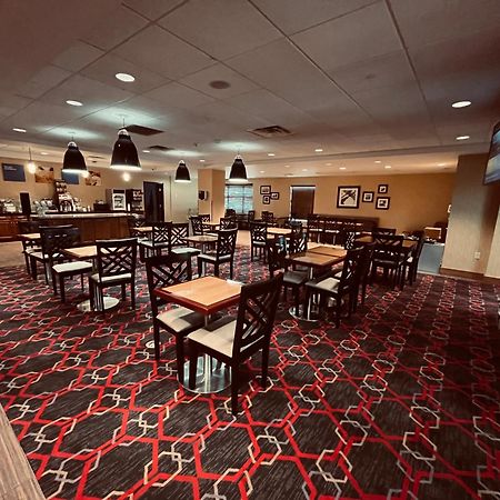 Sonesta Essential Minot Hotel Bagian luar foto